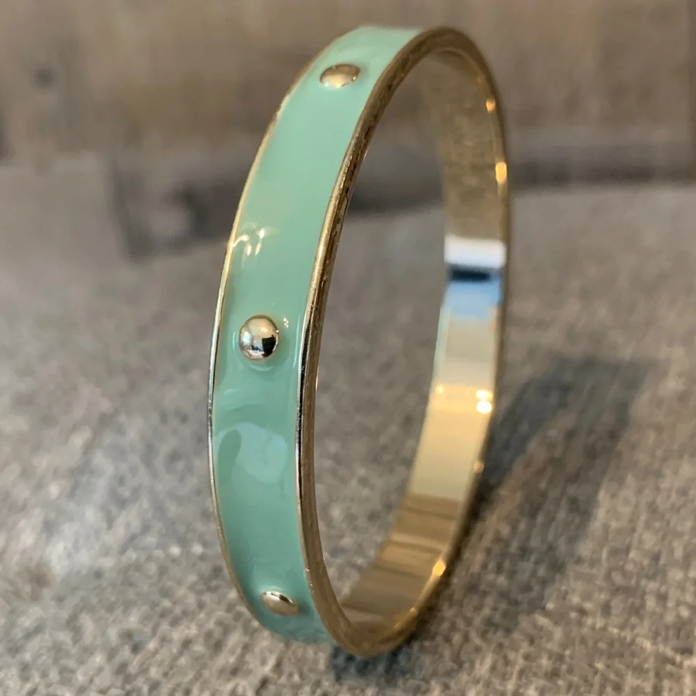 Chic Bangle Bracelet